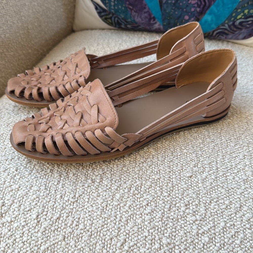 Nisolo natural huaraches flats. New without box. 8 - Picture 2 of 6
